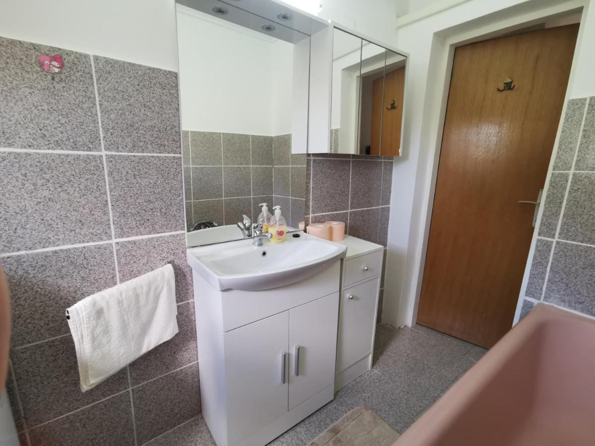 Maestral Apartment Брибир Екстериор снимка