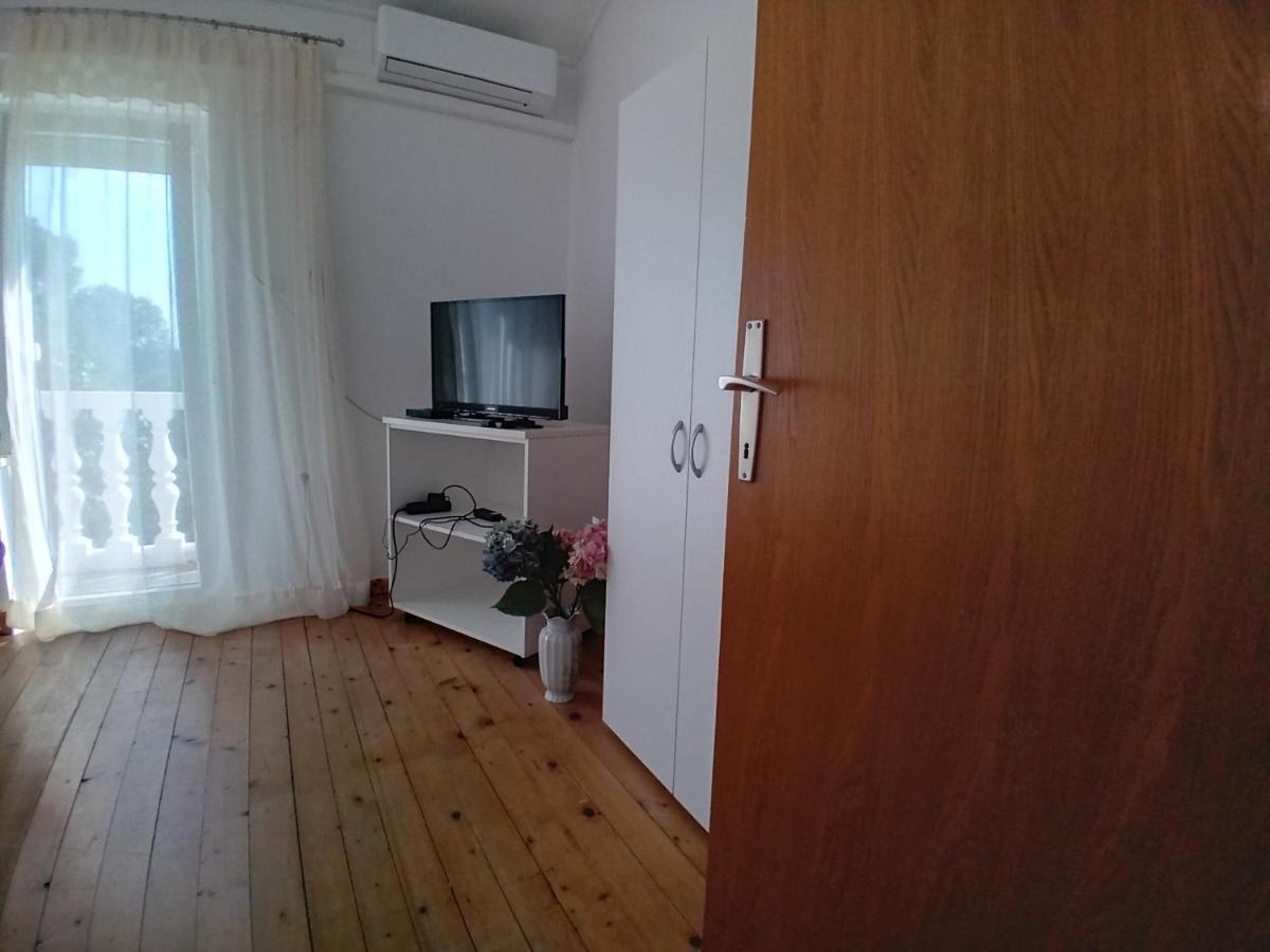 Maestral Apartment Брибир Екстериор снимка