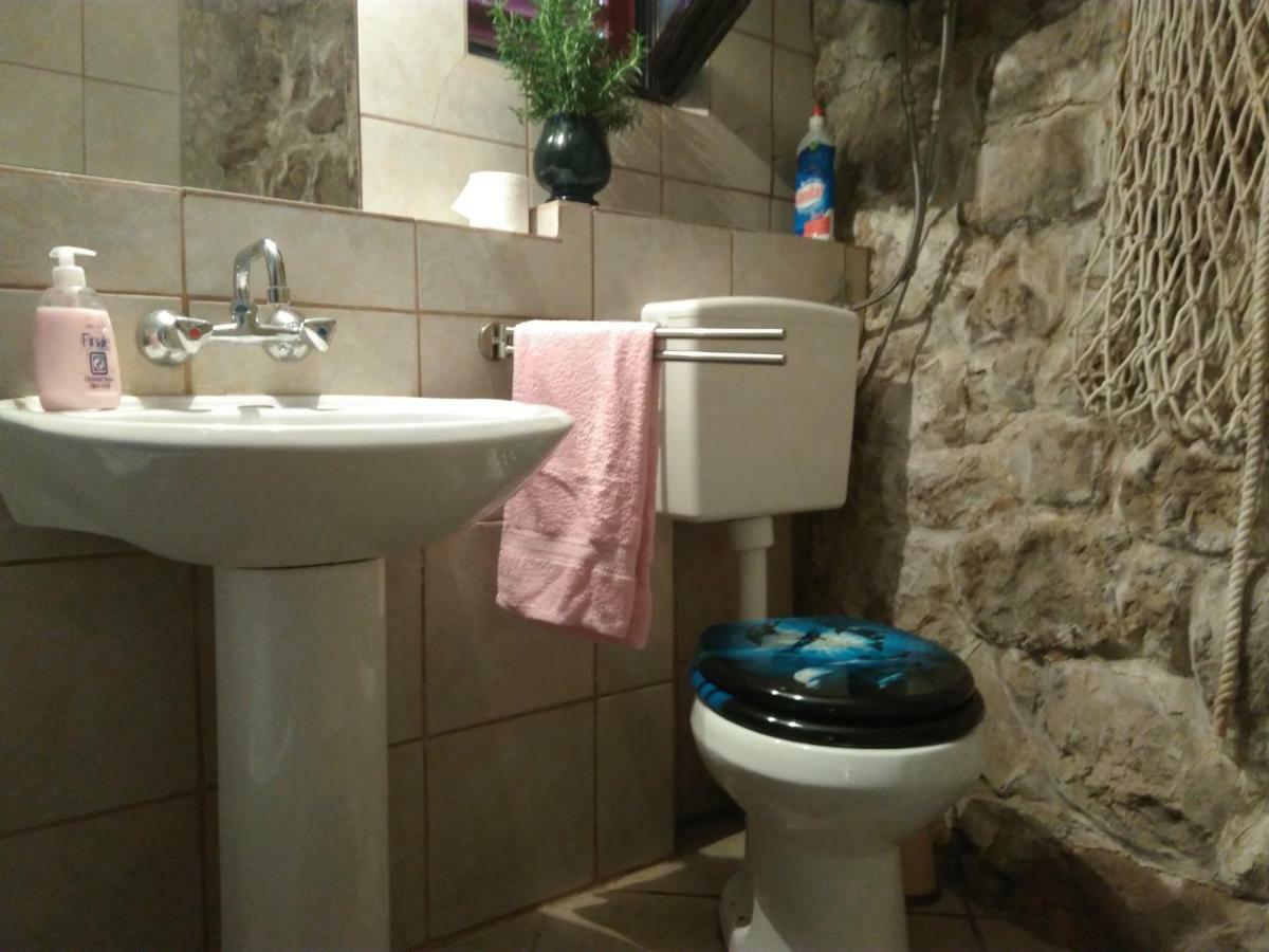Maestral Apartment Брибир Екстериор снимка